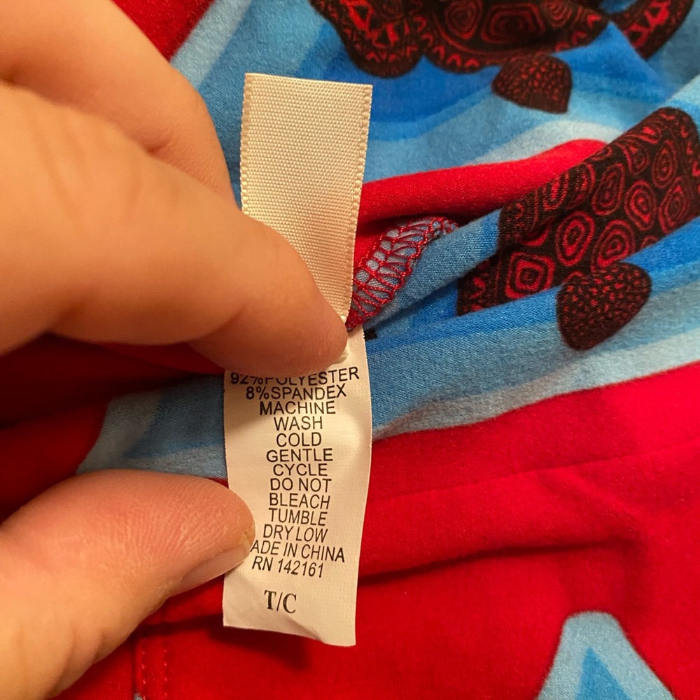 LuLaRoe TC Sea Turtle Leggings - Picture 2 of 3
